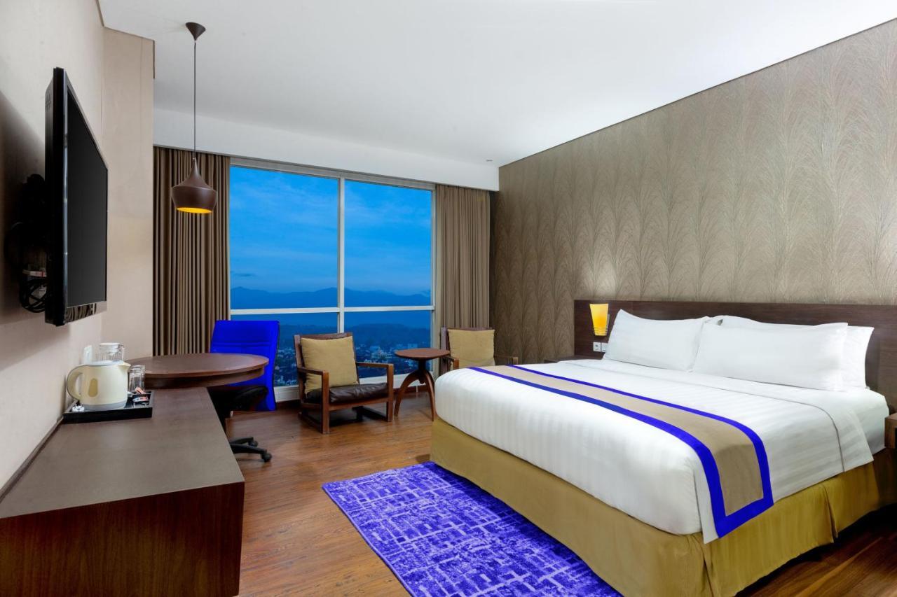 Aston Jember Hotel & Conference Center Exterior foto