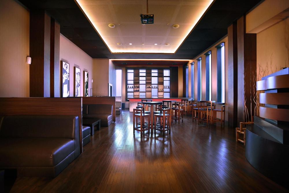Aston Jember Hotel & Conference Center Exterior foto