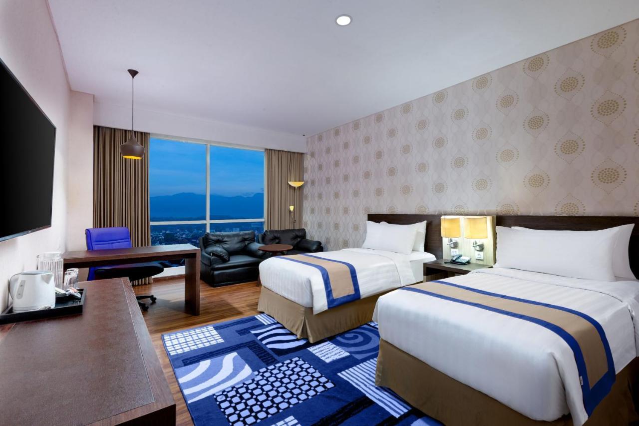 Aston Jember Hotel & Conference Center Exterior foto